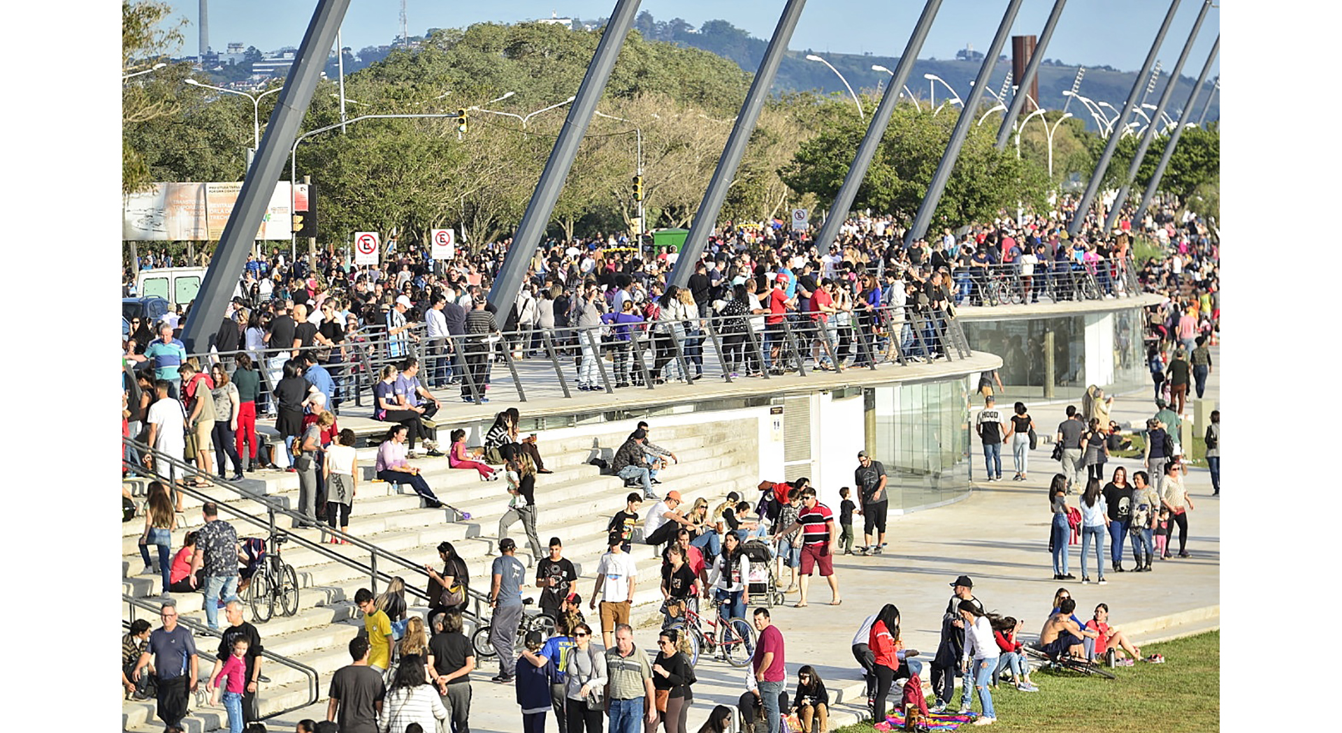 13-28270015607_5f86b6e451_oFotos Eduardo Beleske PMPA