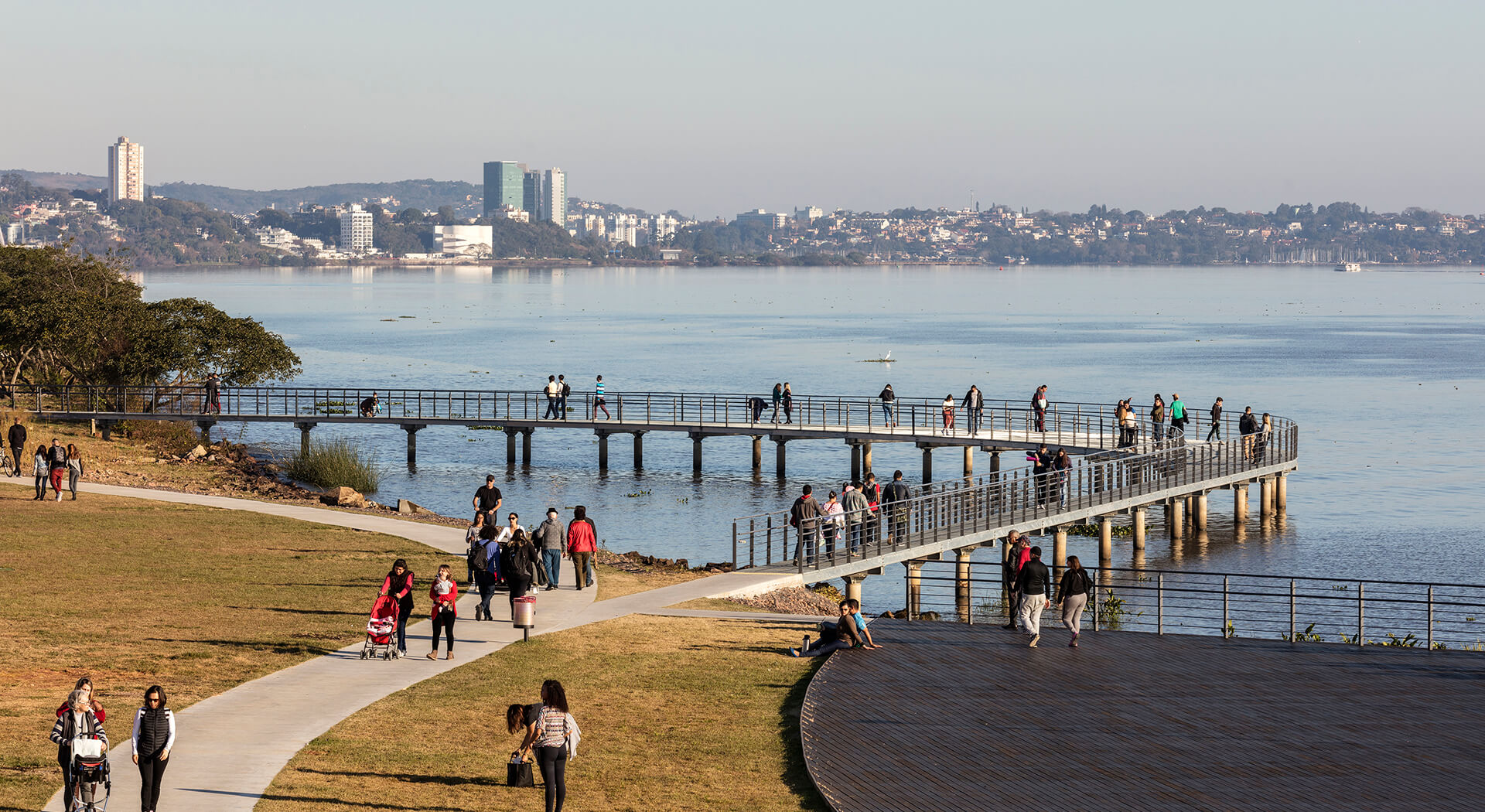 92601_20X30_180712-037A